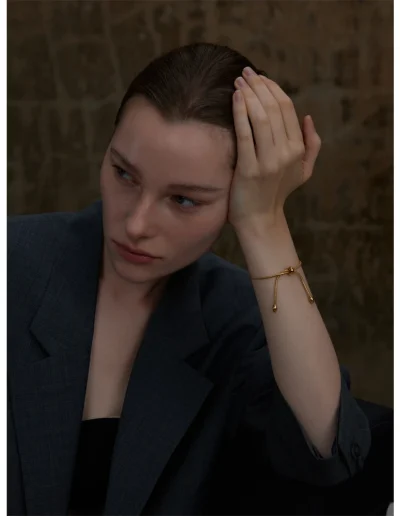 WP.Golden Harmony Pull-Out Bracelet.12