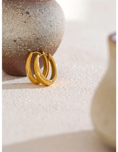 WP.Hoop Earrings – Modern Class.5