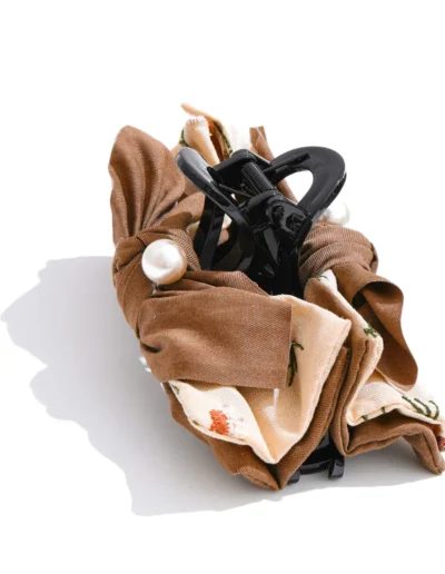 WP.Velvet Pearl Ribbon Hair Claw – Autumn Poise.5