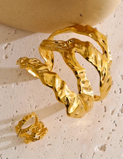 WP.Golden Layered Void Set – Luminous Caress.7