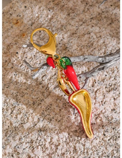 WP.Golden Heat Chilli Keychain – Playful Fire.12