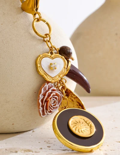 WP.Velvet Rose Heart Charm – Tender Fire.9