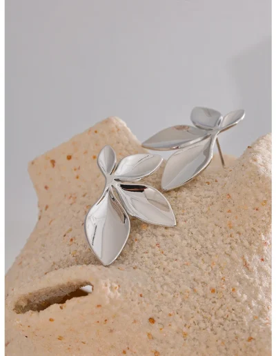 WP.Nature-Inspired Studs – Woodland Mist.10