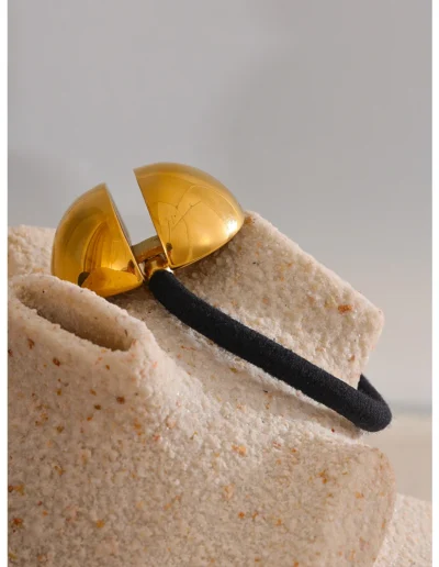 WP.Golden Orbit Headband – Radiant Veil.12