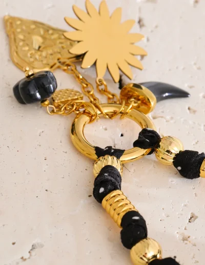WP.Noir Heart Sun Necklace – Artistic Expression.6