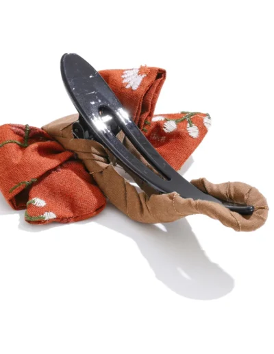 WP.Romantic Bow Hair Clip – Playful Elegance.2