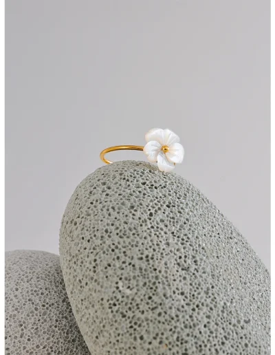 WP.Sunlit Petal Ring – Sweet Elegance.7