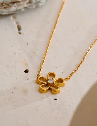 WP.Golden Springtime Bloom Necklace – Feminine Light.2