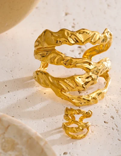 WP.Golden Layered Void Set – Luminous Caress.6