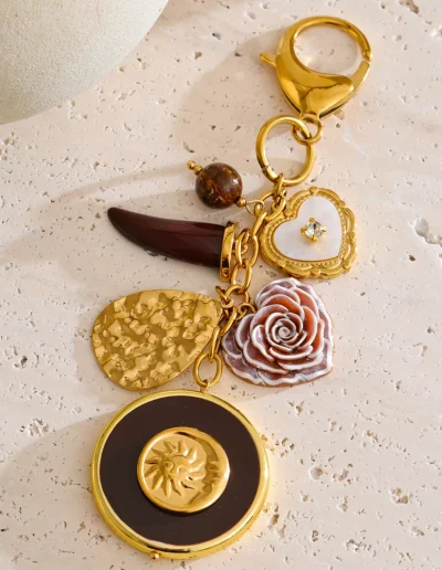 WP.Velvet Rose Heart Charm – Tender Fire.11