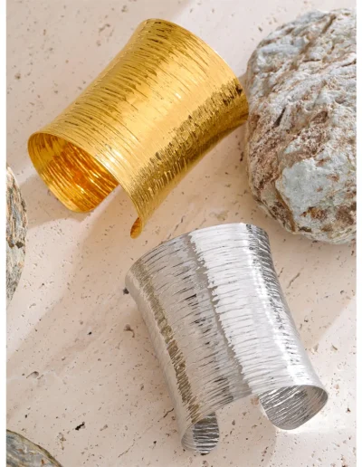 WP.Urban Texture Cuff – Bold Refinement.13