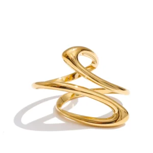 Golden Fluid Intersect Ring – Layered Geometry