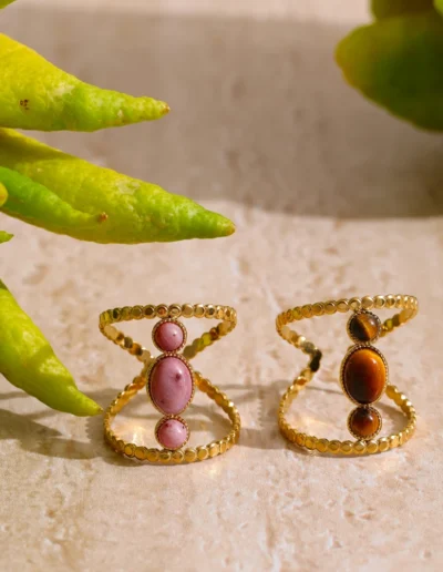 WP.Golden Stone Ring – Vertical Harmony.3