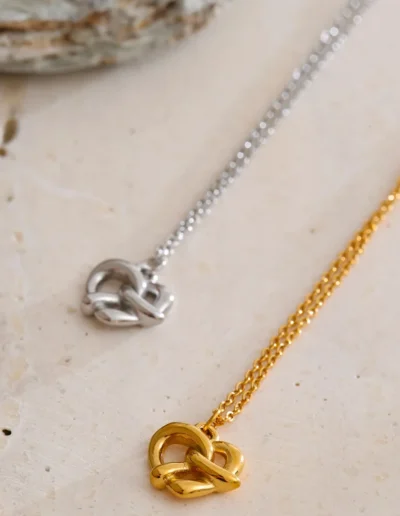 WP.Intertwined Heart Necklace – Lasting Feeling.16