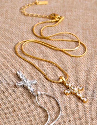 WP.Radiant Grace Pendant – Enduring Brilliance.10