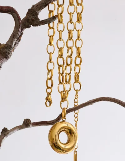 WP.Golden Gentle Orbit Necklace – Sculpted Identity.10