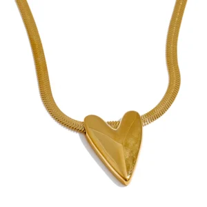 Golden Sculpted Heart Necklace – Silent Promise